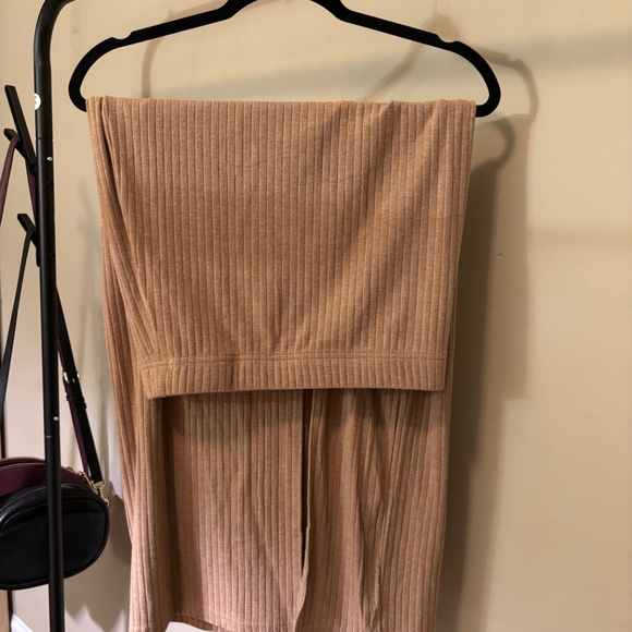 Light Cardigan & Skirt Set - Ribbed Brown - Ankle-Length - Picture 3 of 3